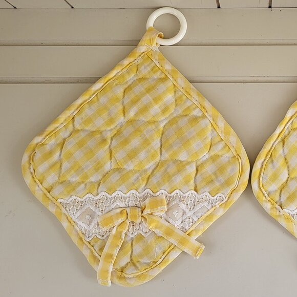 Misc. Lot of Various Kitchen Stuff - Picture 8 of 8